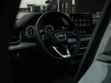 iDrive head unit (NBT EVO)